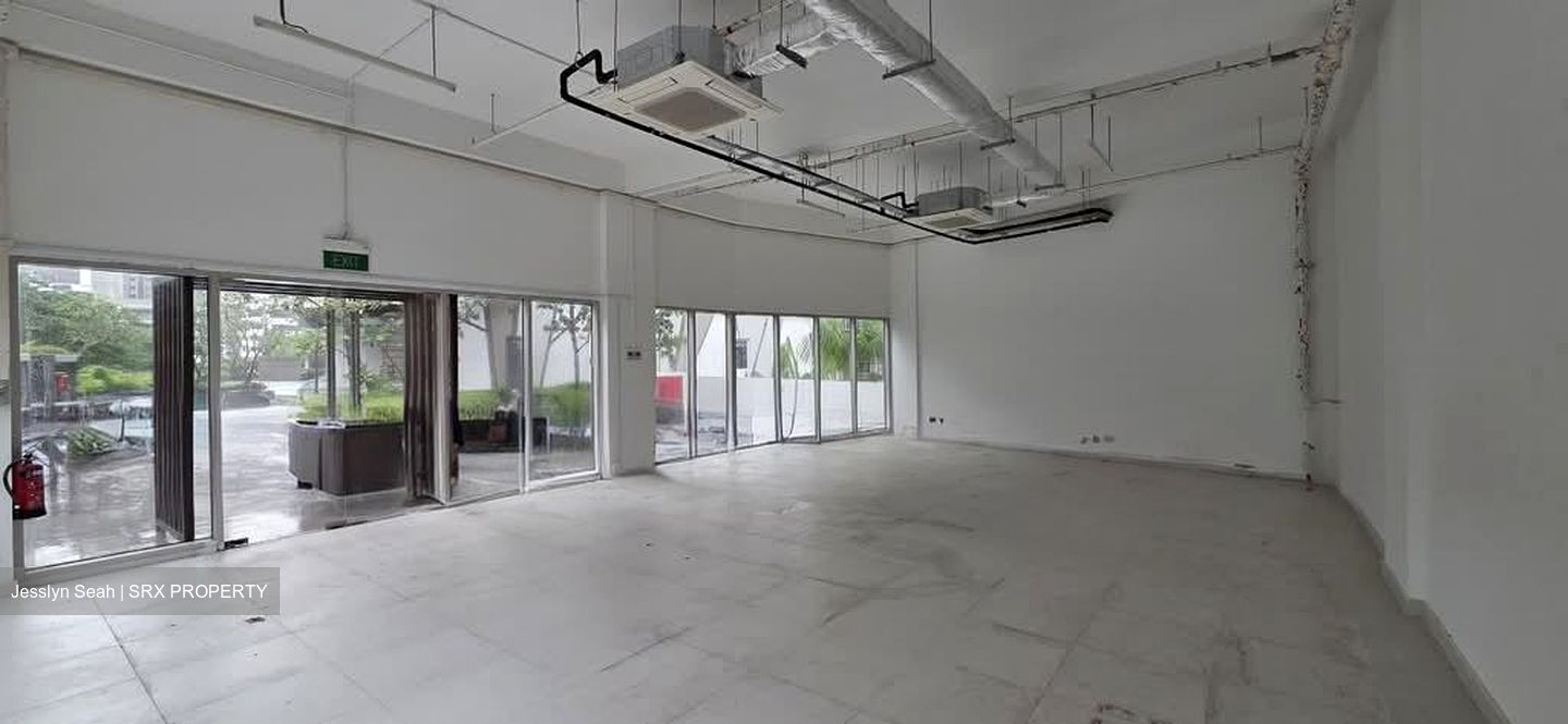 eCO (D16), Shop House #560777981